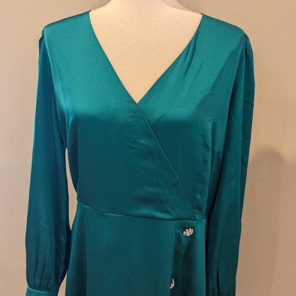 Ann Taylor Crystal Button Wrap Dress - Picture 5 of 11